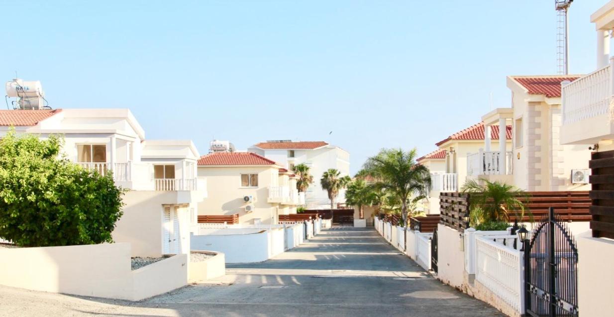 Villa Agnes Ayia Napa Ngoại thất bức ảnh